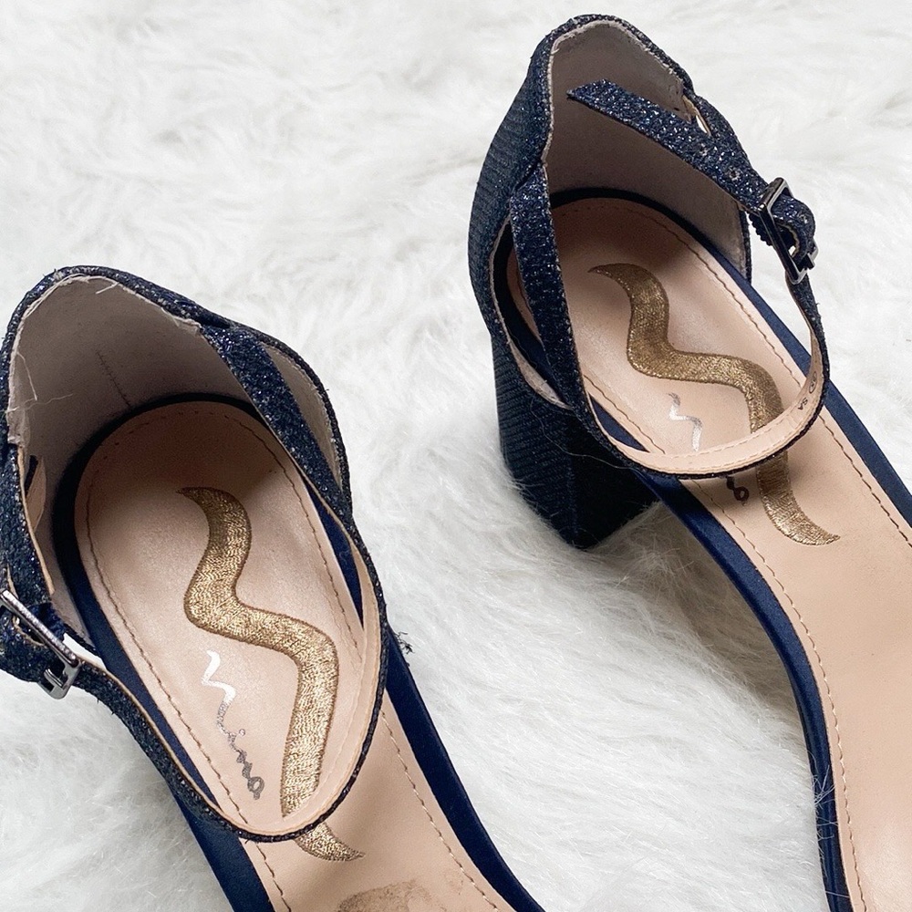 Nina Blue fabric Heels with Rounded Toe - Picture 4 of 7